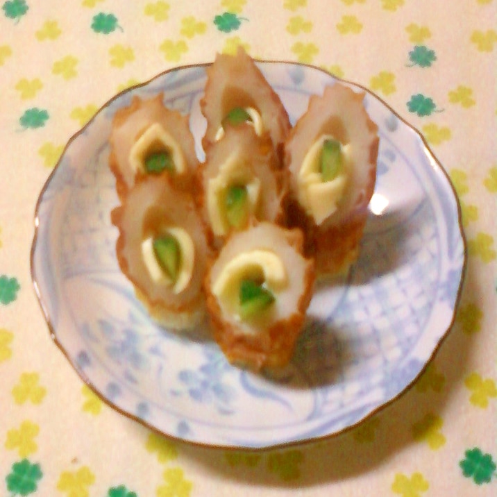 スライスチーズ巻きの塩もみきゅうり入りちくわ レシピ 作り方 By こあくま527 楽天レシピ スライスチーズ巻きの塩もみきゅうり入りちくわ レシピ 作り方 By こあくま527 楽天レシピ